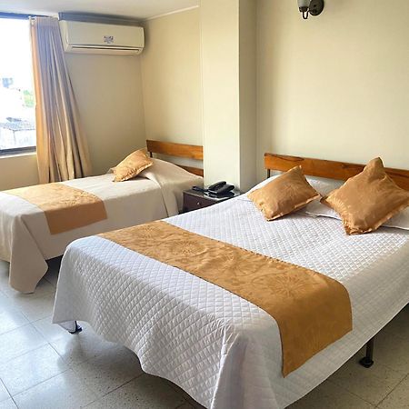 Hotel Khalifa Неива Екстериор снимка
